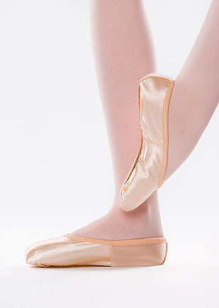 Elegant Freed Demi Pointe Shoes for Graceful Performance